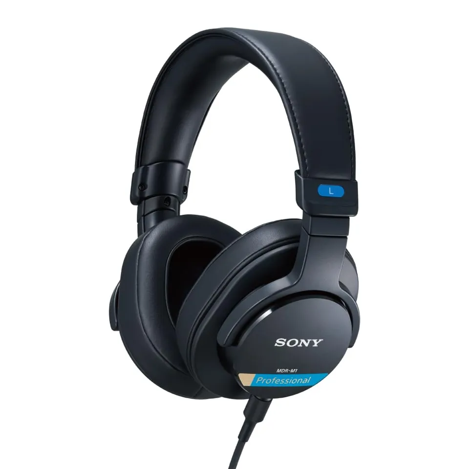 sony-mdr-m1-auriculares-de-estudio-cerrados-cableados-5hz-80khz-216g image 1