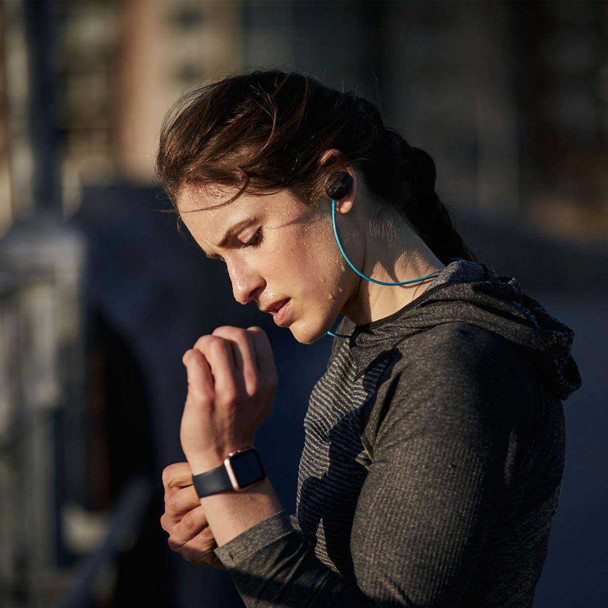 bose-soundsport-auriculares-inal-mbricos-deportivos-bluetooth-con-nfc-y-micr-fon image 2