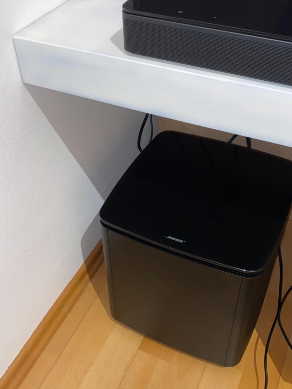 El complemento perfecto para la Soundbar 700