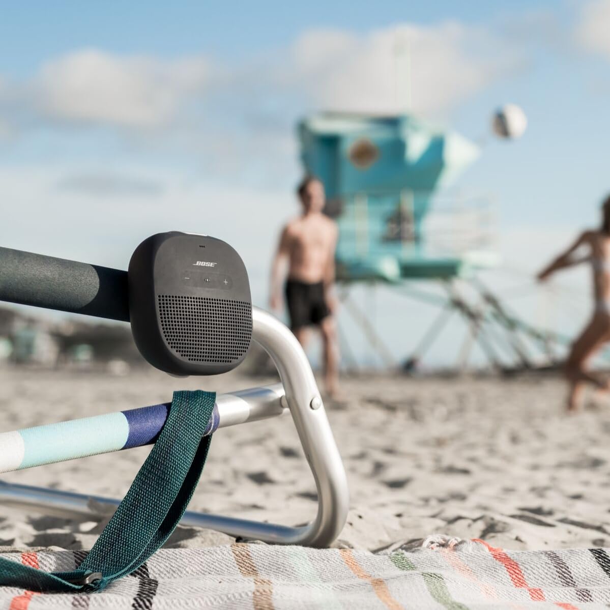 bose-soundlink-micro-altavoz-bluetooth-port-til-impermeable-ipx7-micr-fono-manos image 5
