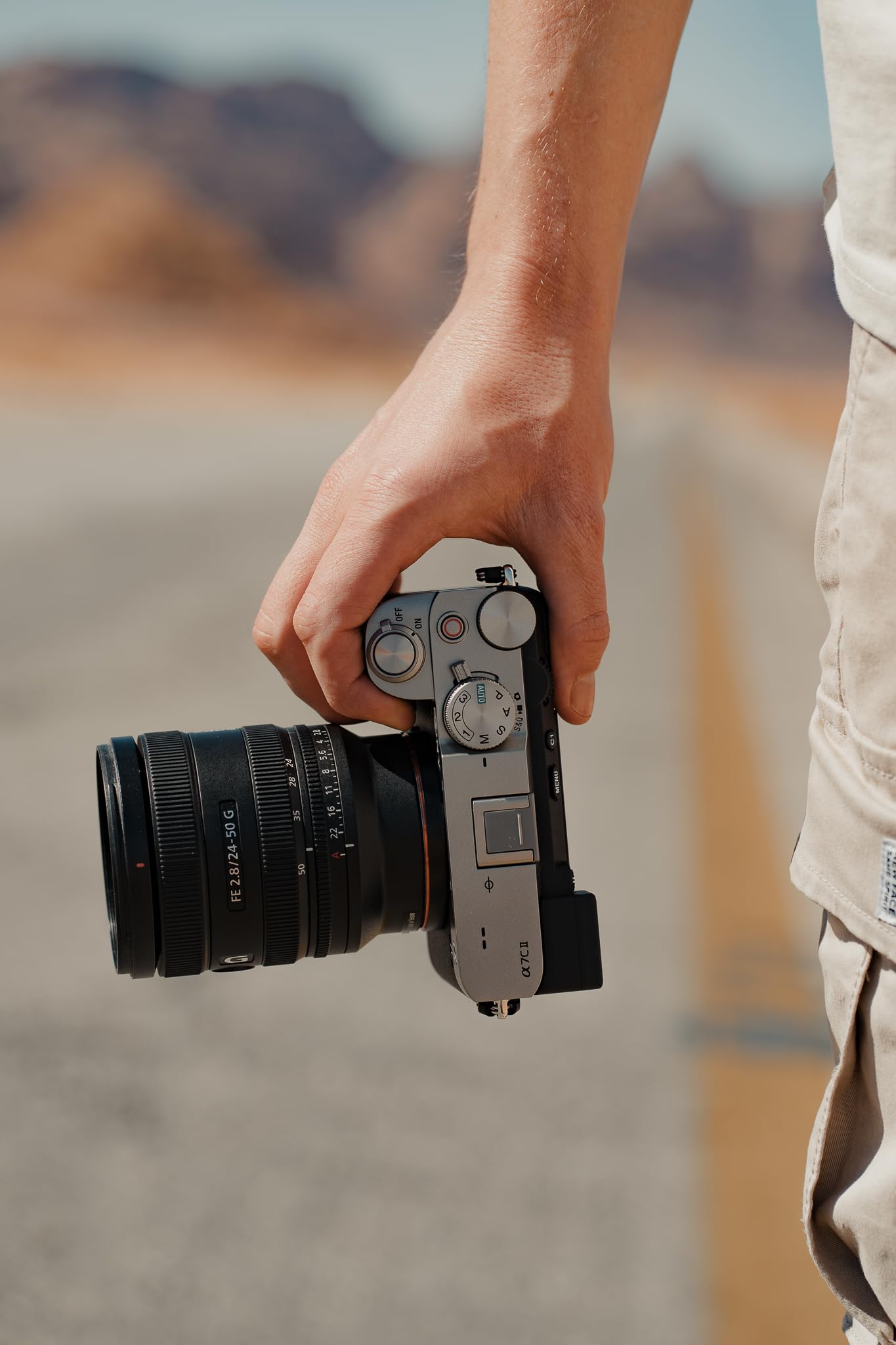 sony-sel2450g-objetivo-zoom-est-ndar-f2-8-compacto-24-50-mm image 3
