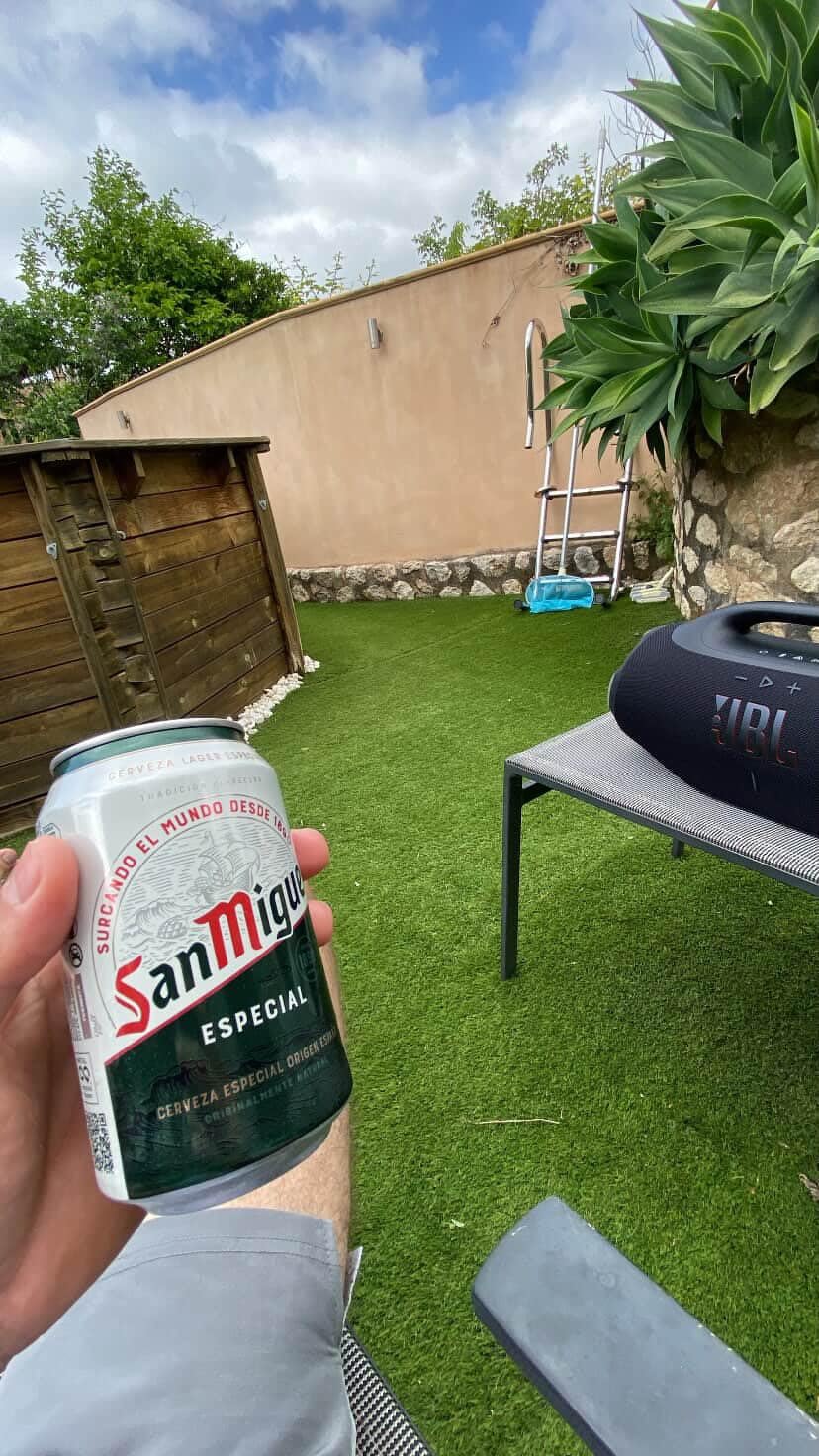 Bueno, pero pesado