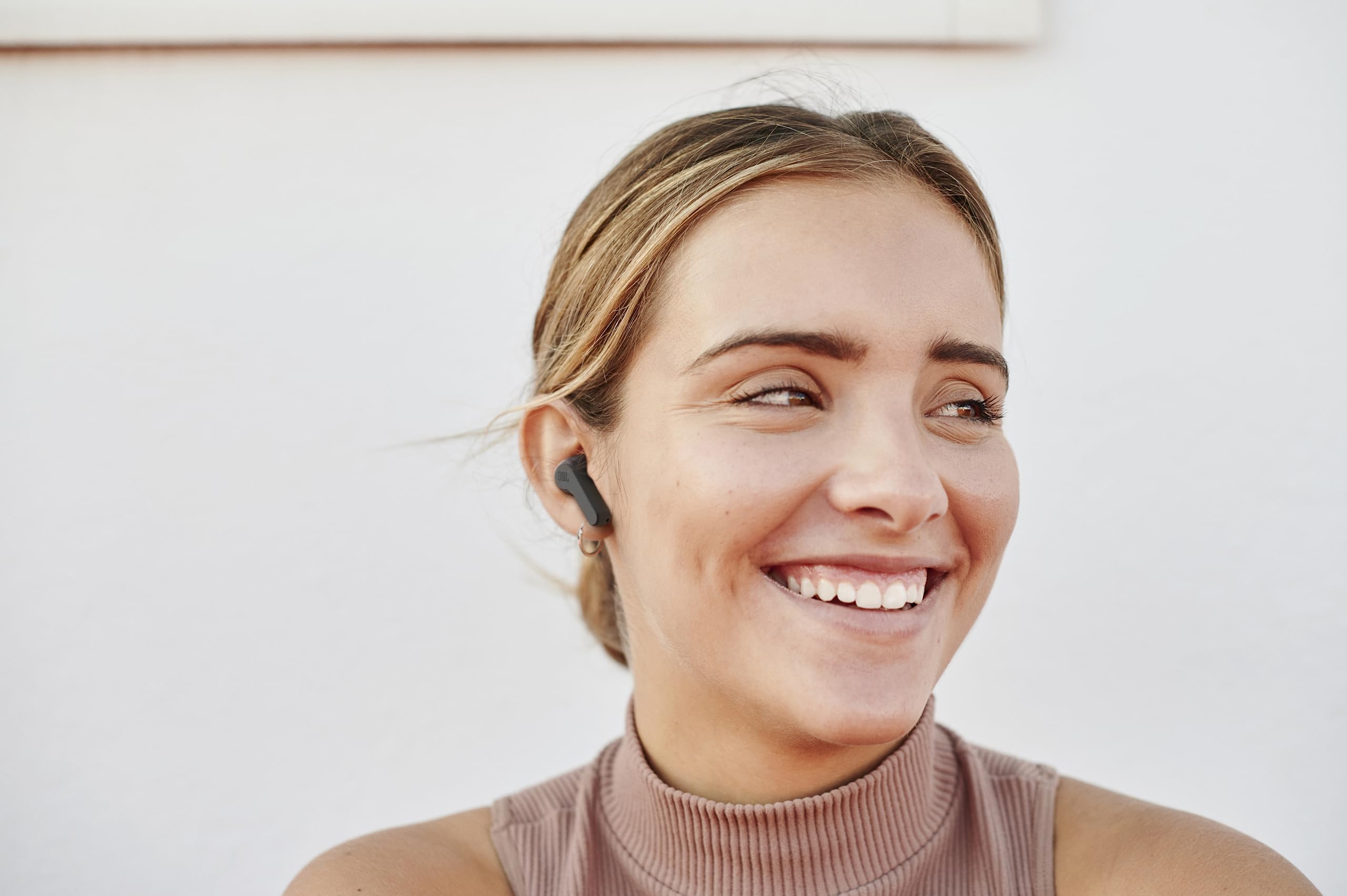 jbl-wave-beam-auriculares-inal-mbricos-in-ear-con-resistencia-ip54-manos-libres- image 2